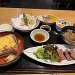 料亭・旅館 半月庵 - 