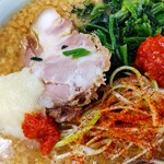 山岡家 - 珍しく普通のチャーシューを食べた