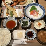 256890385 - 「極みの天ぷら盛り合わせとお造り5種盛り合わせ御膳」