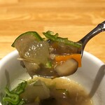 洋食 おがた - スープ具沢山