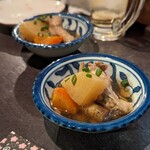 陽菜田 - 突出し