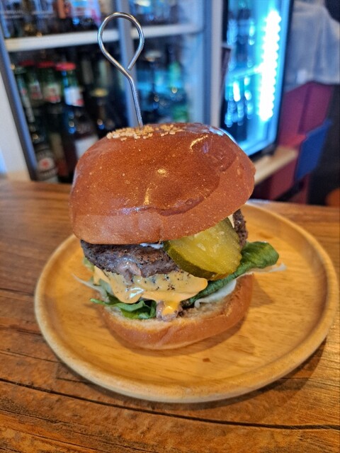 HAWAIIAN SPORTS CAFE BAR PONO MAHINA photo 2