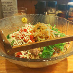 会津ラーメン 和 - 冷しサラダ麺と冷し四川麺のハーフ＆ハーフ