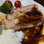 キッチン ブルー グローブ - 肉厚なロースソテー、ありがとう！！