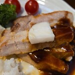 キッチン ブルー グローブ - カブのお新香を乗せて