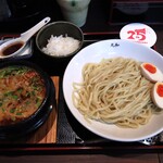 つけ麺 丸和  - 麻婆豆腐つけ麺