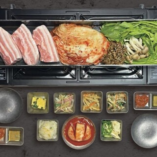 一度食べたら病みつき！セリ入りの「ミナリサムギョプサル」
