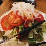お好み焼き居酒屋 現 - トマトサラダ