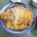 まいこや - カツ丼　割と火が通った奴　汁だく好き