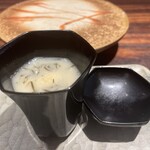 きう - 糸海蘊＆生姜入り白味噌のお椀