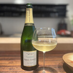 きう - シャンパーニュ・ピエルソン・キュヴリエ・ブリュット・キュヴェ・トラディション・グラン・クリ
                                ユNV（シャンパーニュ、フランス）
                                葡萄品種：ピノ・ノワール85%、シャルドネ15%