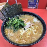 ラーメン 杉田家 本店 - 