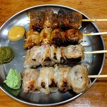 山喜多 - シロコロ　（上から）山椒、タレ、柚子山椒、塩わさび