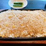 グルマンズ和牛 - ガーリックライス大盛り