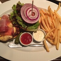 37 Steakhouse & Bar - 
