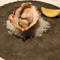 Wattle Tokyo - 生牡蠣