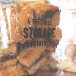 セイロン ベーカーズ - デーツをサンドしたやわらかいクッキー