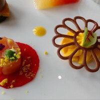 DINING & BAR TABLE 9 TOKYO - 