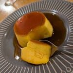 ビストロ シュベール - しっかりした食感と甘さ控えめなカラメル