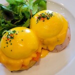 サラベス 品川店 - エッグベネディクト