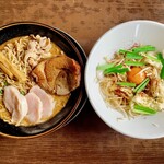 麺屋　たか - 和節牛モツラーメン（税込1,170円）