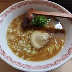 麺屋 神びれ - 料理写真:セットのラーメン。醤油ラーメン。鶏豚スープで優しい味わい。