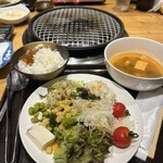 神戸牛焼肉&生タン料理 舌賛 - 