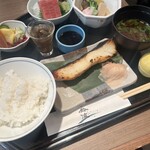 鈴波 エスカ店 - 