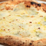 石窯ピッツァ＆旬野菜のイタリアン アルナッジョ - 