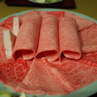 いし橋 - すき焼きの”肉”（鹿児島産黒毛和牛）