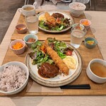 ホーム カフェ リノリノ - 