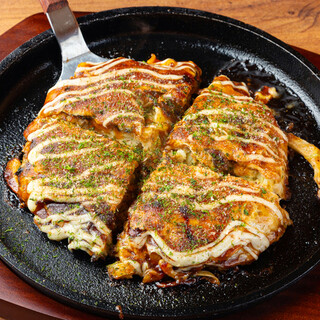 大阪のソウルフード「お好み焼き」