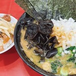 ラーメン 杉田家 千葉祐光店 - 