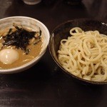 夢ノ弥 - 夢つけ麺（濃厚鶏魚介）冷たい麺　750円。
       味玉（100円）もつけました。