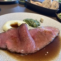 New American Dining GOTTA - 黒毛和牛のローストビーフ　100g