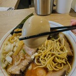 R+ 隠れ家すぎるラーメン屋 - 