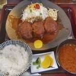 矢田かつ - ヒレかつ定食(2000円)を味噌ダレに変更