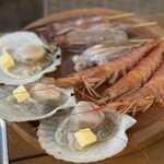 海沿いの キコリ食堂 - 