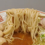 NIBOSHI MANIA - 銀鱗石鯛鮮魚煮干蕎麦 麺リフト