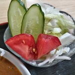 工藤精肉店食堂部 - サラダもタップリ！