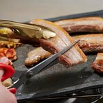 タレ焼肉と包み野菜の専門店 焼肉くるとん - 料理写真:サムギョプサル