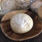 天然こうぼぱん とことこ - 7月のパン ヨーグルトとココナッツの白パン