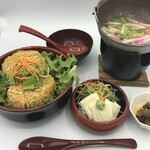 まるひで食堂 - ゆばフライ丼セット