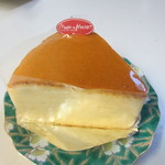 Musee de Mozart - チーズケーキ２６０円、ふんわりとした食感のチーズケーキに仕上がってます。