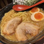 えび豚骨拉麺 春樹 - 