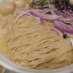 NIBOSHI MANIA - 冷やしノドグロ鮮魚煮干蕎麦 麺