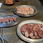 ホルモン ここから - 