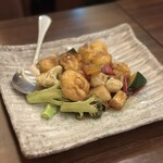 ドラゴン ショクドウ - エビの甘酢炒め