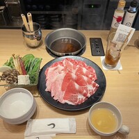 すき焼 しゃぶしゃぶつかだ KITTE大阪店 - 