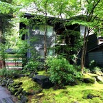 Auberge de Primavera - 宿泊棟（外観）